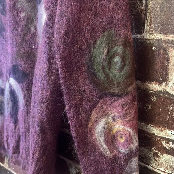 GIGI Woman Cashemere Mohaire Purple Floral Sweater - Picture 3 of 12